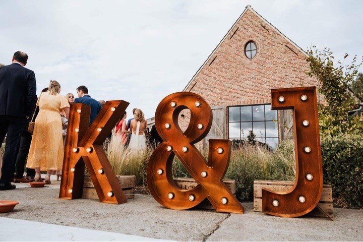 K & J letters op event